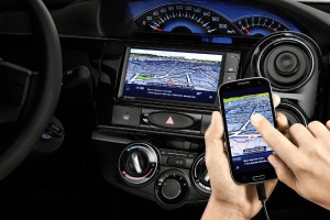 Toyota-Etios-Sedan-painel-GPS-2016