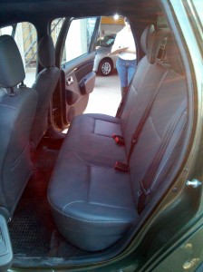 Renault-Duster-Oroch-picape-2016-banco-traseiro