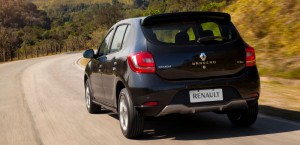 Renault-Sandero-GT-Line-esportivo