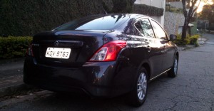 Nissan-Versa-S-1.0-2016