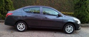 Nissan-Versa-S-2016-Brasil