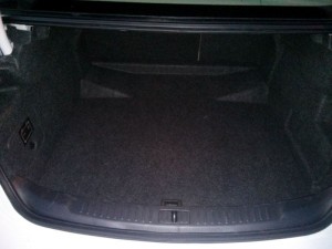 Chevrolet-Malibu-LT-2015-porta-malas