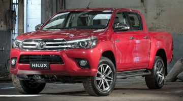 Toyota-Hilux-2016