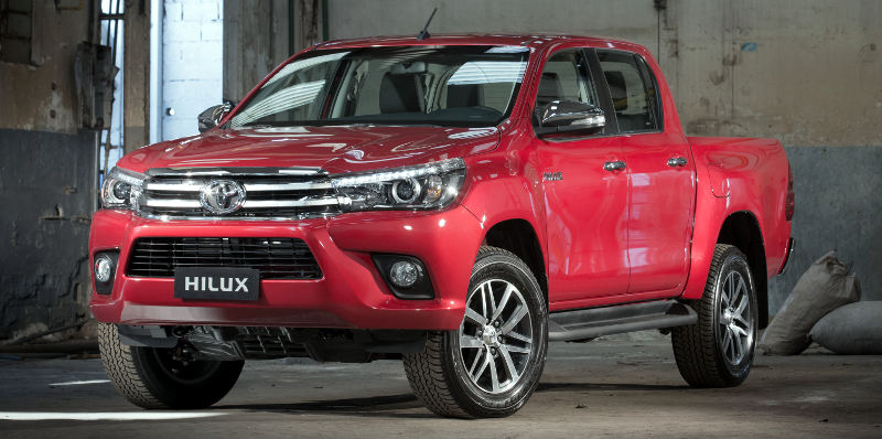 Toyota-Hilux-2016