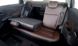 Chevrolet-Cobalt-Elite-2016-banco-traseiro