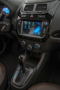 Chevrolet-Cobalt-Elite-2016-cambio-automatico