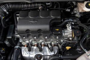 Chevrolet-Cobalt-LTZ-Elite-2016-motor-1.8