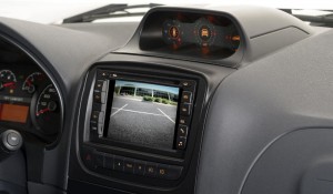 Fiat-Strada-Adventure-Extreme-2016-central-multimidia-GPS-camera-re