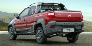 Fiat-Strada-Adventure-Extreme-cabine-dupla-2016