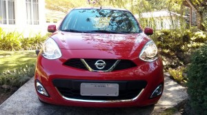 Nissan-March-SV-2015