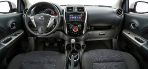Nissan-March-SL-Colors-Multi-App-central-multimidia-tablet-2016