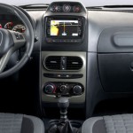 Fiat-Idea-Adventure-Extreme-painel-central-multimidia
