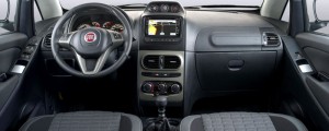 Fiat-Idea-Adventure-Extreme-painel-central-multimidia