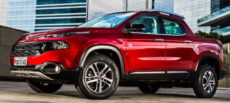Fiat-Toro-Volcano-2017-picape-diesel-4x4