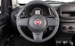 Fiat-Mobi-Easy-On-2017-painel