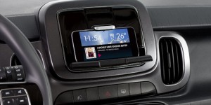 Fiat-Mobi-Live-On-2017-smartphone-musica