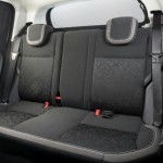 Fiat-Mobi-Way-On-2017-banco-traseiro