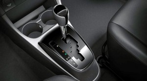 Toyota-Etios-2017-hatch-sedan-cambio-automatico-4-marchas
