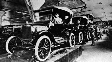 Ford-fabrica-Brasil-historia-linha-montagem-modelo-T-Sao-Paulo-SP