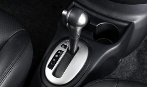 Nissan-cambio-automatico-CVT-Xtronic-March-Versa-Brasil