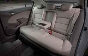 Chevrolet-Cruze-2017-LTZ-interior-banco-traseiro