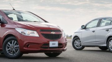 Foto dos Chevrolet Onix e Prisma Joy 2017