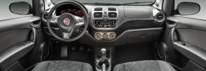 Foto do painel do Fiat Palio Attractive 2017