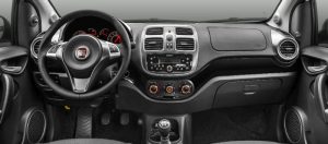 Painel do Fiat Grand Siena Essence 2017