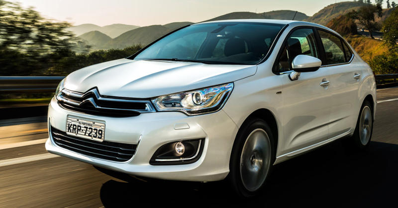 Foto do Citroen C4 Lounge THP com câmbio automatico na versão Exclusive 2017