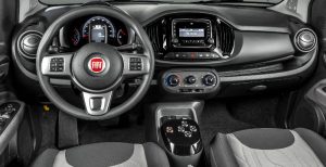 Foto do painel do Fiat Uno Way Dualogic Plus 2017