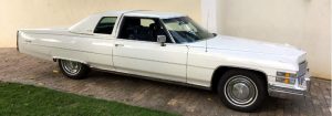 Foto do Cadillac DeVille de 1974 do BookAclassic