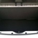 Porta-malas do Chevrolet Onix Joy 2017 durante o teste
