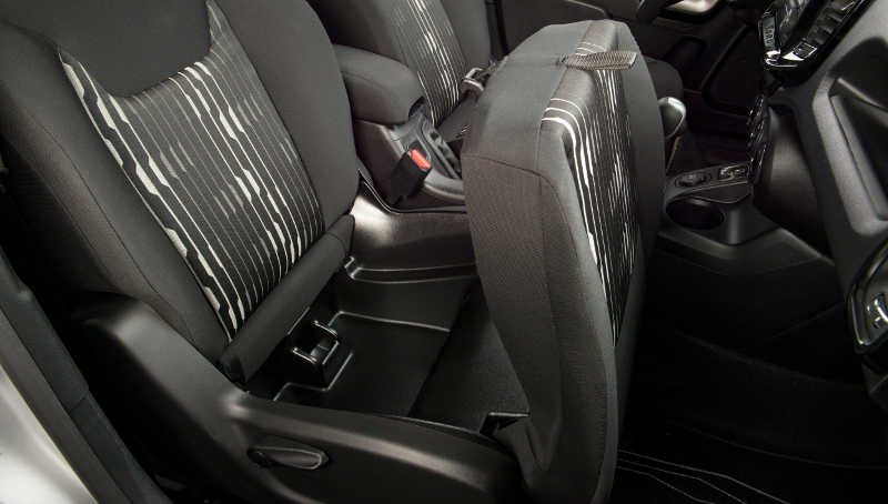 Fiat/Divulgação Porta objetos dentro do banco da Fiat Toro Freedom Opening Edition