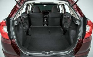 Porta-malas do Honda WR-V 2018 pode ficar plano