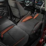 Honda-WR-V-EXL-2018-versatilidade-dianteira