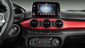 Central multimídia do Fiat Argo HGT 2018