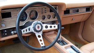 Painel (dashboard) do Ford Mustang King Cobra 1978