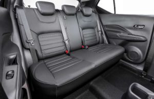 Banco traseiro do Nissan Kicks SV 2018 automático CVT