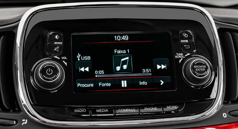 Fiat/Divulgação Central multimídia Uconnect do Fiat 500 Cult 2017