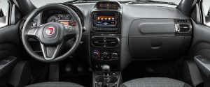 Painel da Fiat Strada Adventure 2018