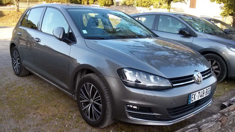 Volkswagen Golf Bluemotion com motor 1.2 TSI turbo