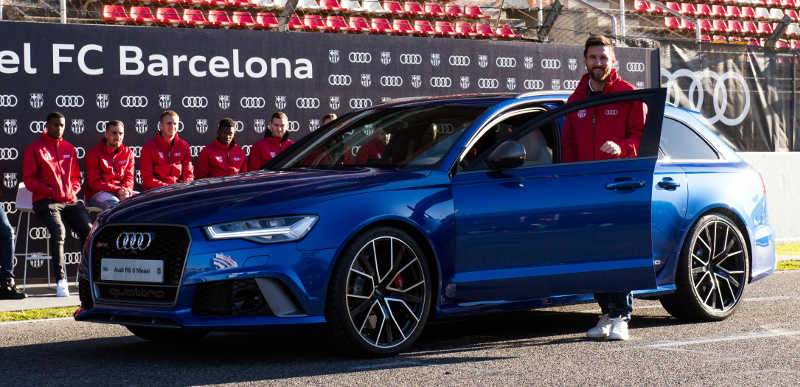 Lionel Messi, atacante argentino do Barcelona, ganhou um Audi RS6 Avant