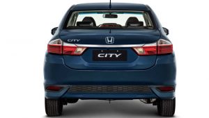 Visual da traseira do Honda City EX 2018