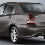 Traseira do Toyota Etios sedã X-Plus 2019