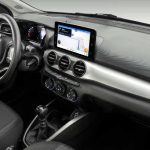 Painel com a nova central multimídia do Fiat Argo 2019