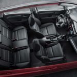 Interior com bancos revestidos em couro do Honda WR-V EXL 2019