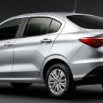 Fiat Cronos Drive 1.8 automático