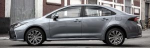 Toyota Corolla XEi 2020 tem rodas de 17 polegadas