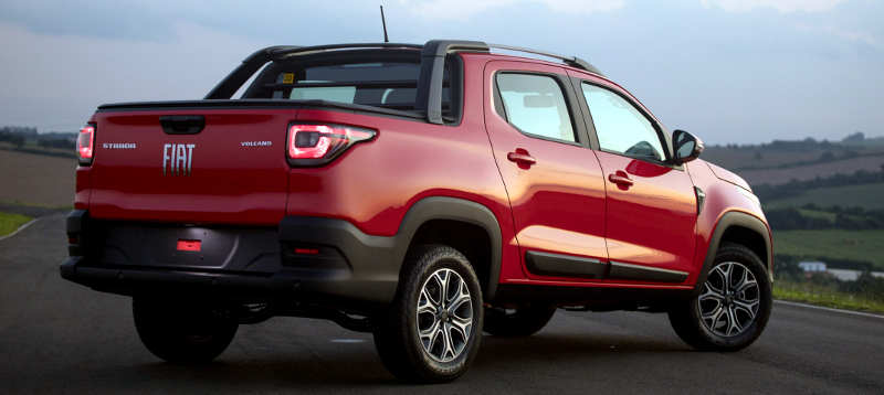 Fiat Strada Volcano 2021