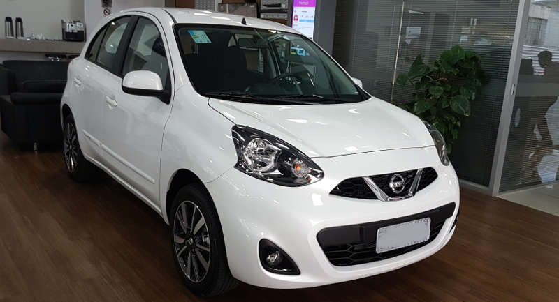 Nissan March SL CVT 2020